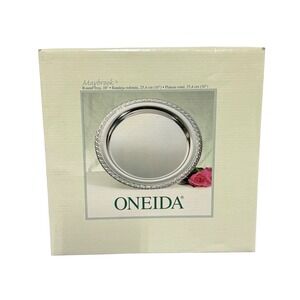Oneida Maybrook 10" Silverplate Round Serving Trays – Set of 2 w/ Original Box